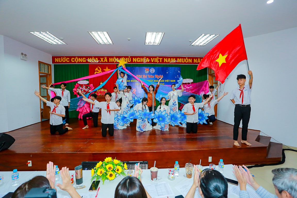 Chào mừng ngày nhà giáo Việt Nam